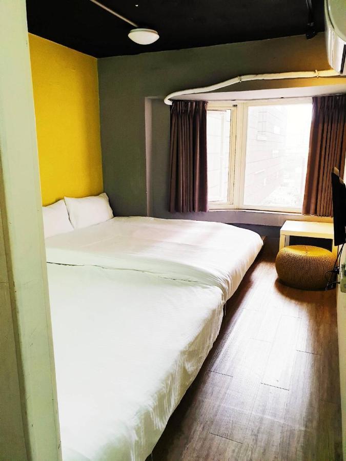 Here X There Hostel Taipei Main Station Экстерьер фото